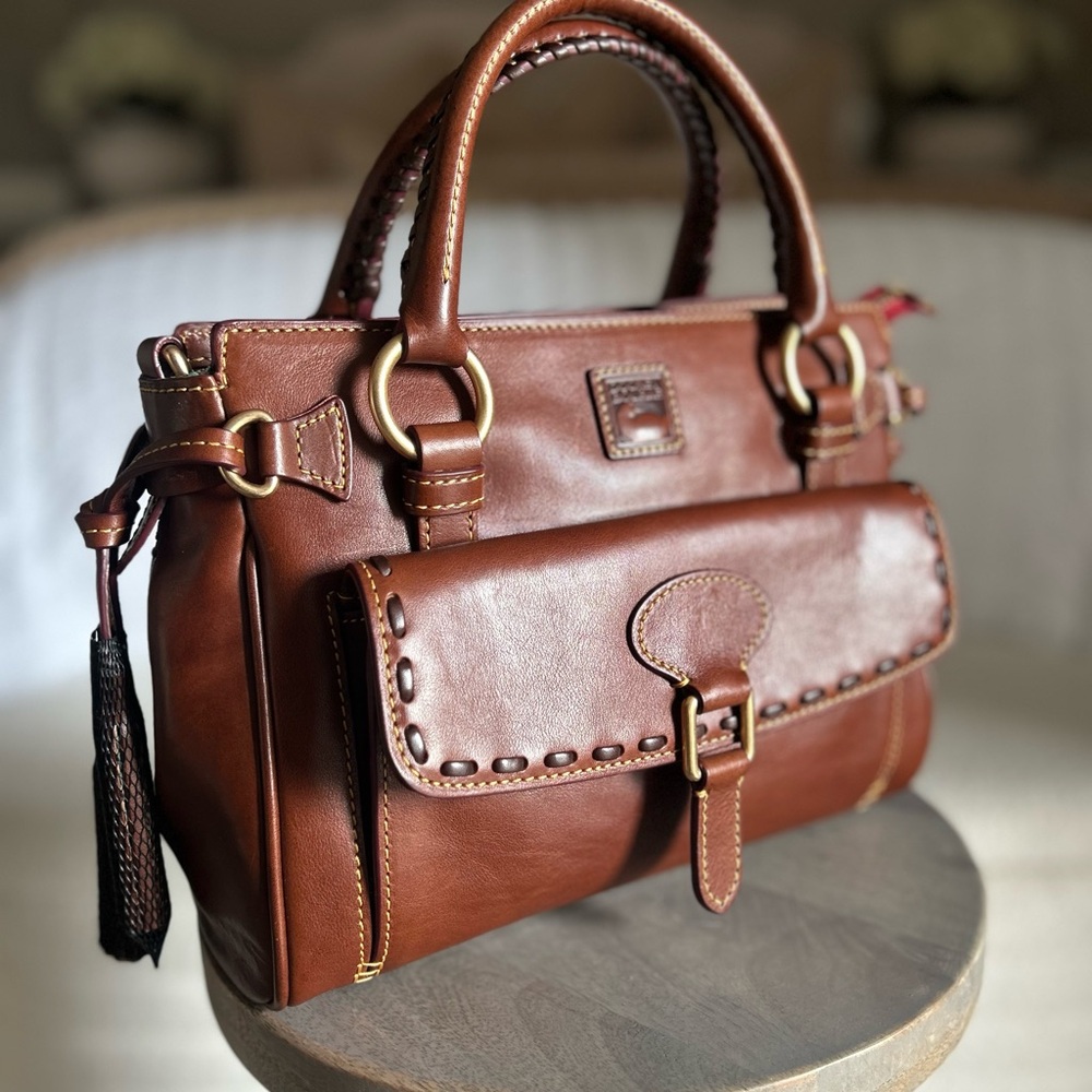 Dooney and Bourke Florentine Medium Pocket Satchel in CHESTNUT
